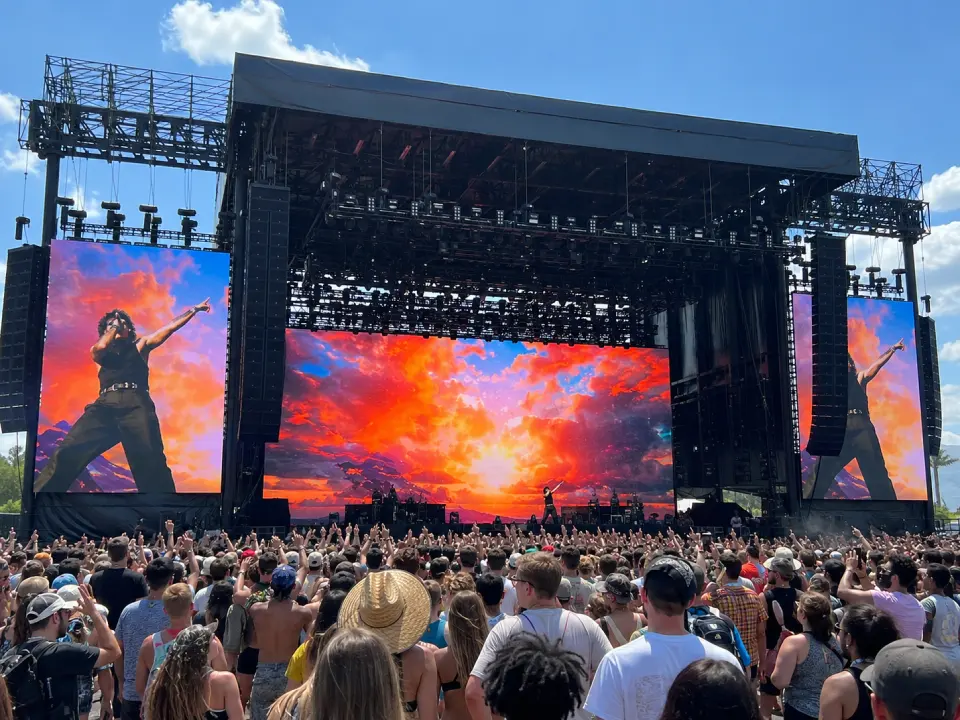 Outdoor Music Festivals led display case