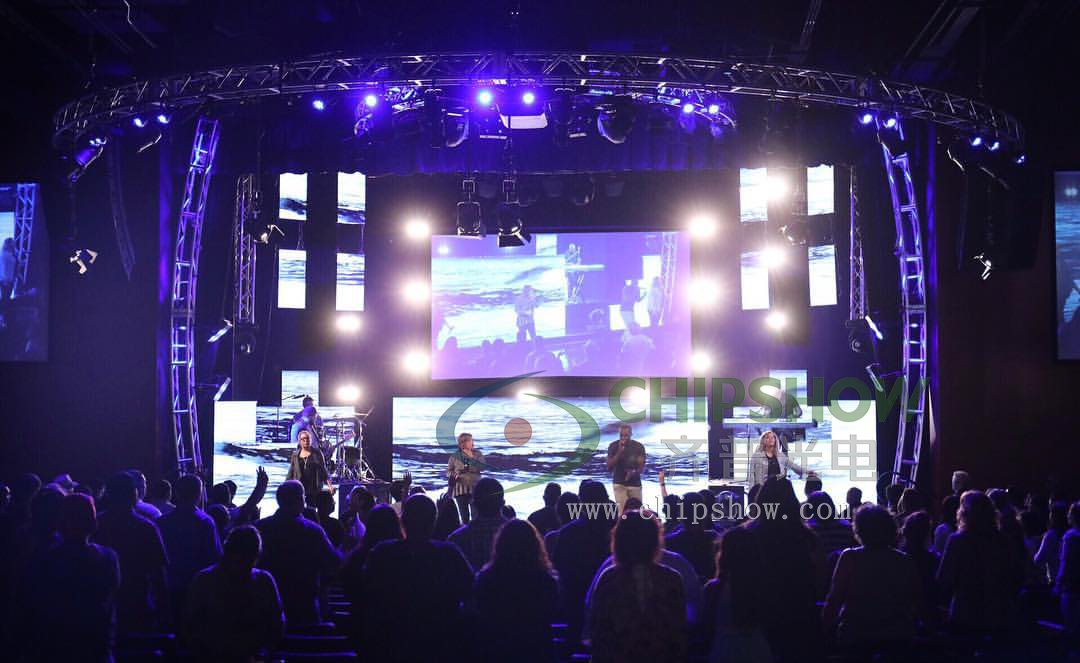 c lite c indoor p2.97 rental screen in american church landscape blue dark