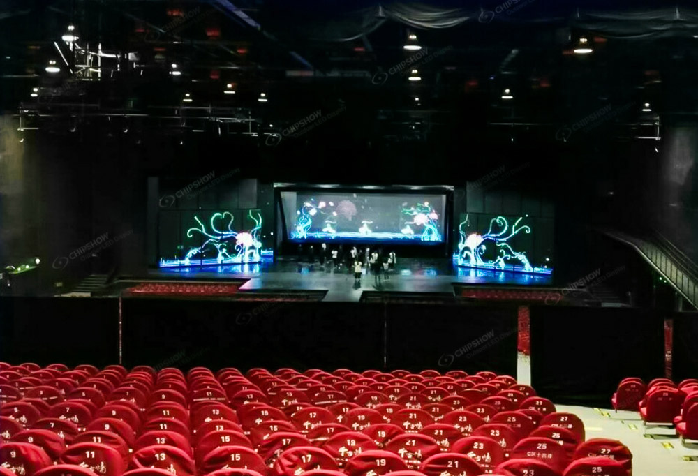 indoor p2.5 holographic stage screen in the old town of lijiang yunnan china landscape red dark